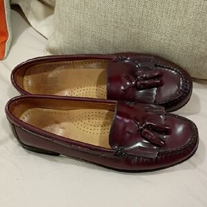 Lady Bass WeejunsTassel Loafers in Burgundy